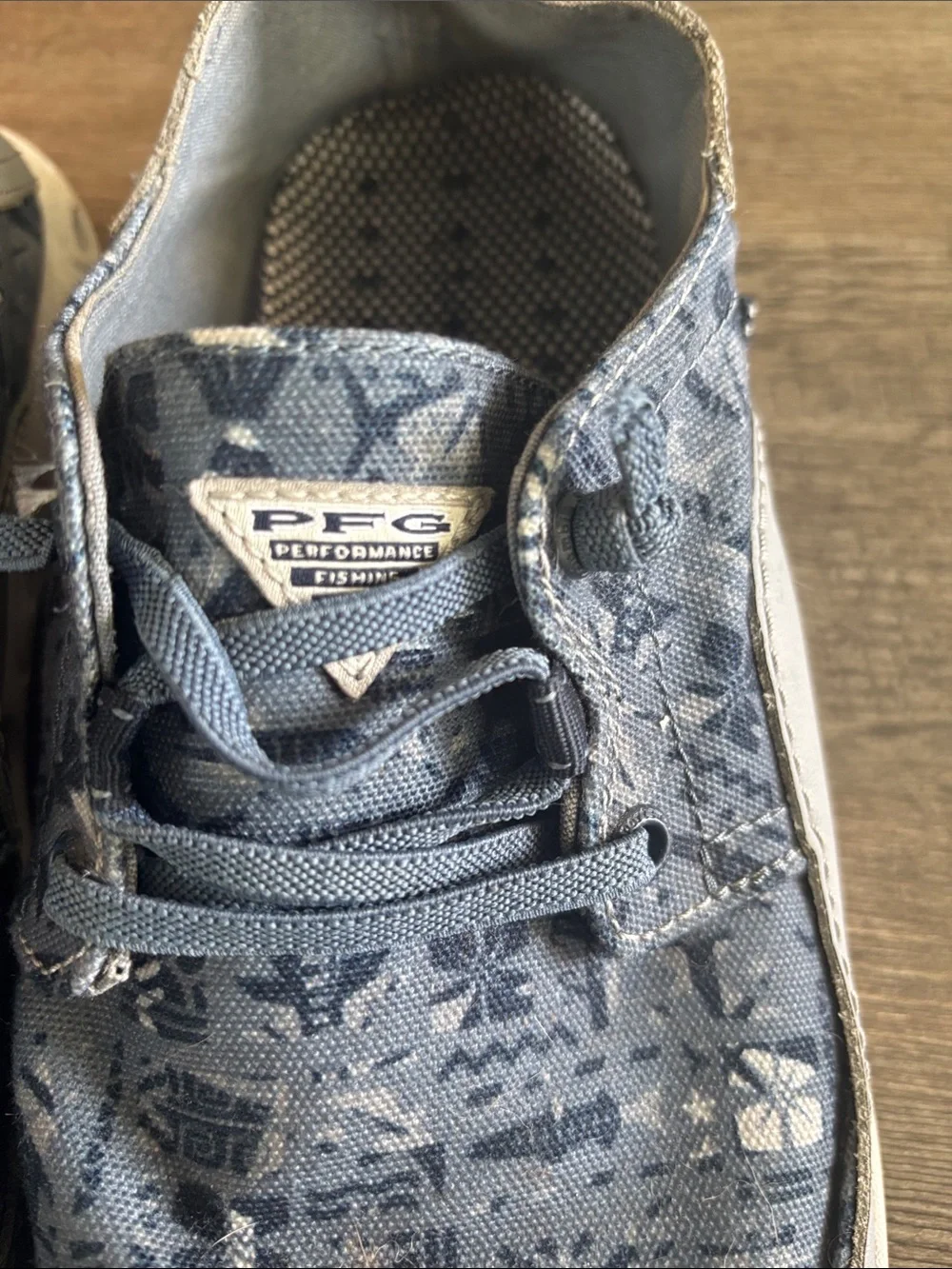 Columbia slip shoes